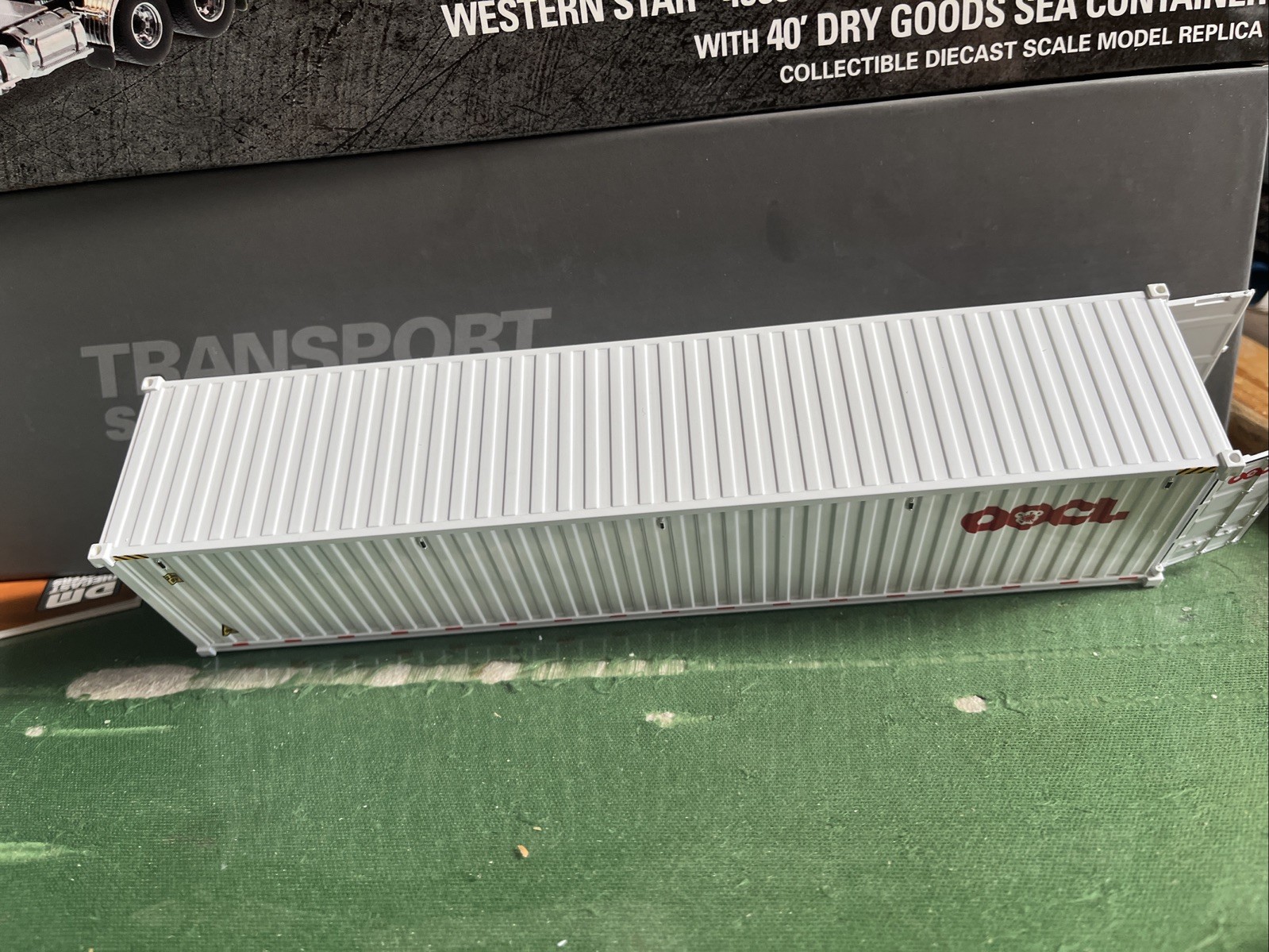 DieCast Masters 71064 1:50 Western Star 4900 SF Day Cab Tandem Tractor