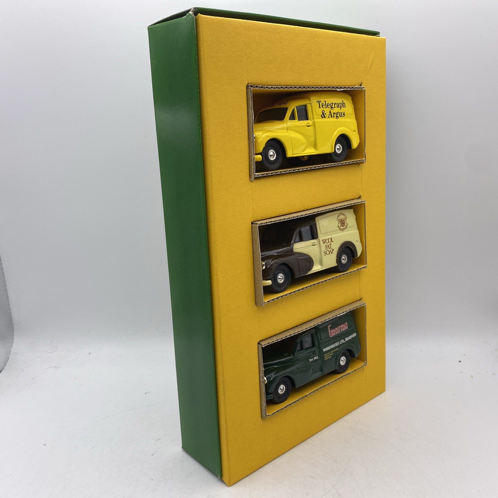 Corgi C91 Morris Minor Van Set – Limited Edition – Boxed