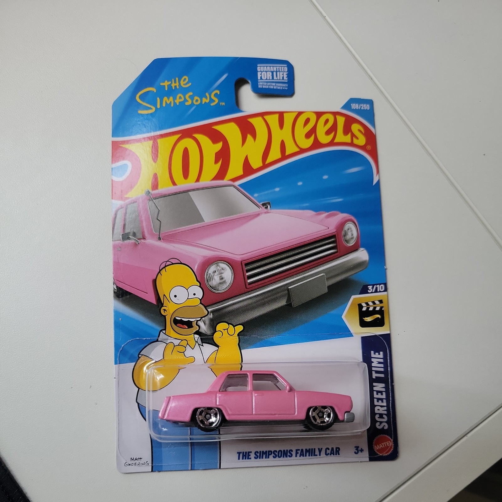 2026 Hot Wheels HW SCREEN TIME #3/10 The Simpsons Family Car Pink #108/250