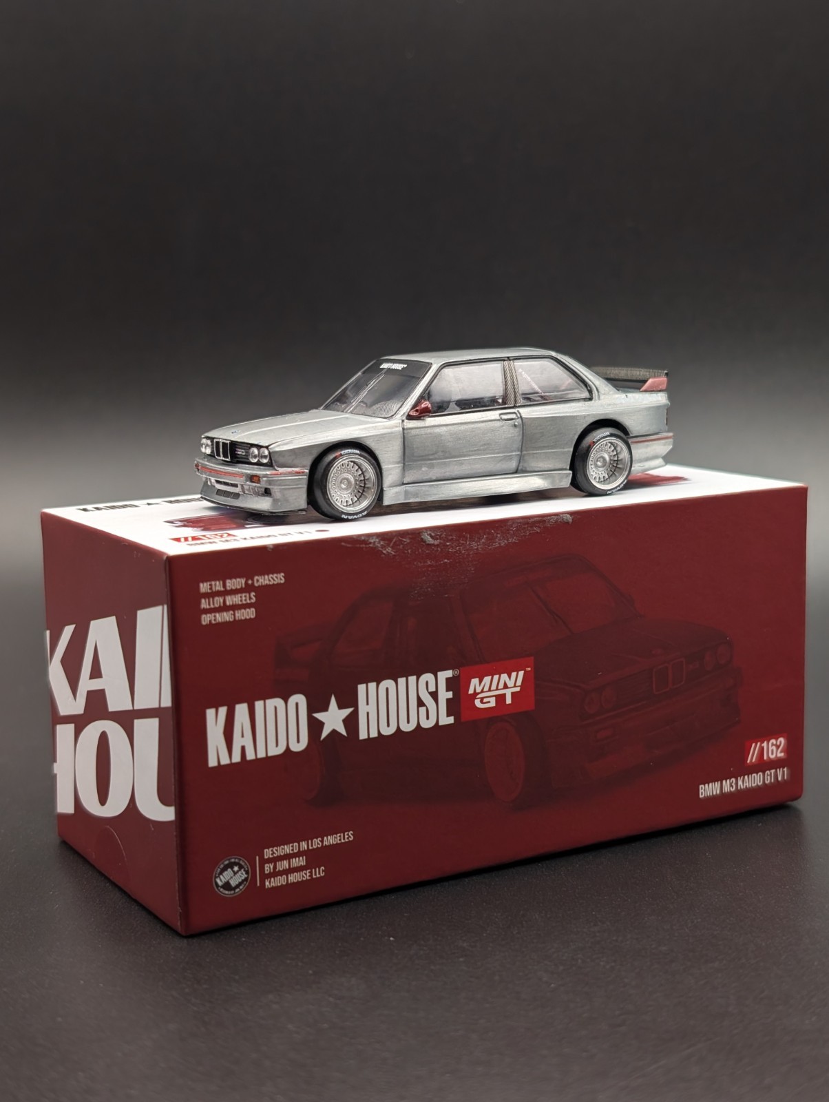 CHASE! Kaido House Mini GT KHMG162 BMW M3 (E30) Kaido GT V1
