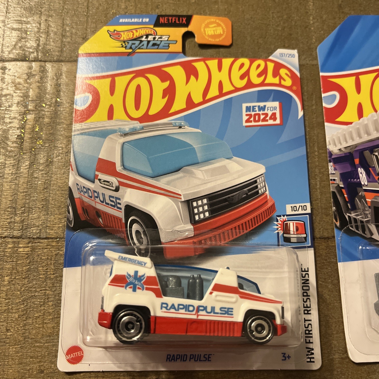 Hot Wheels HW First Response Rapid Pulse White Lot Of 2 Purple 5 Alarm New