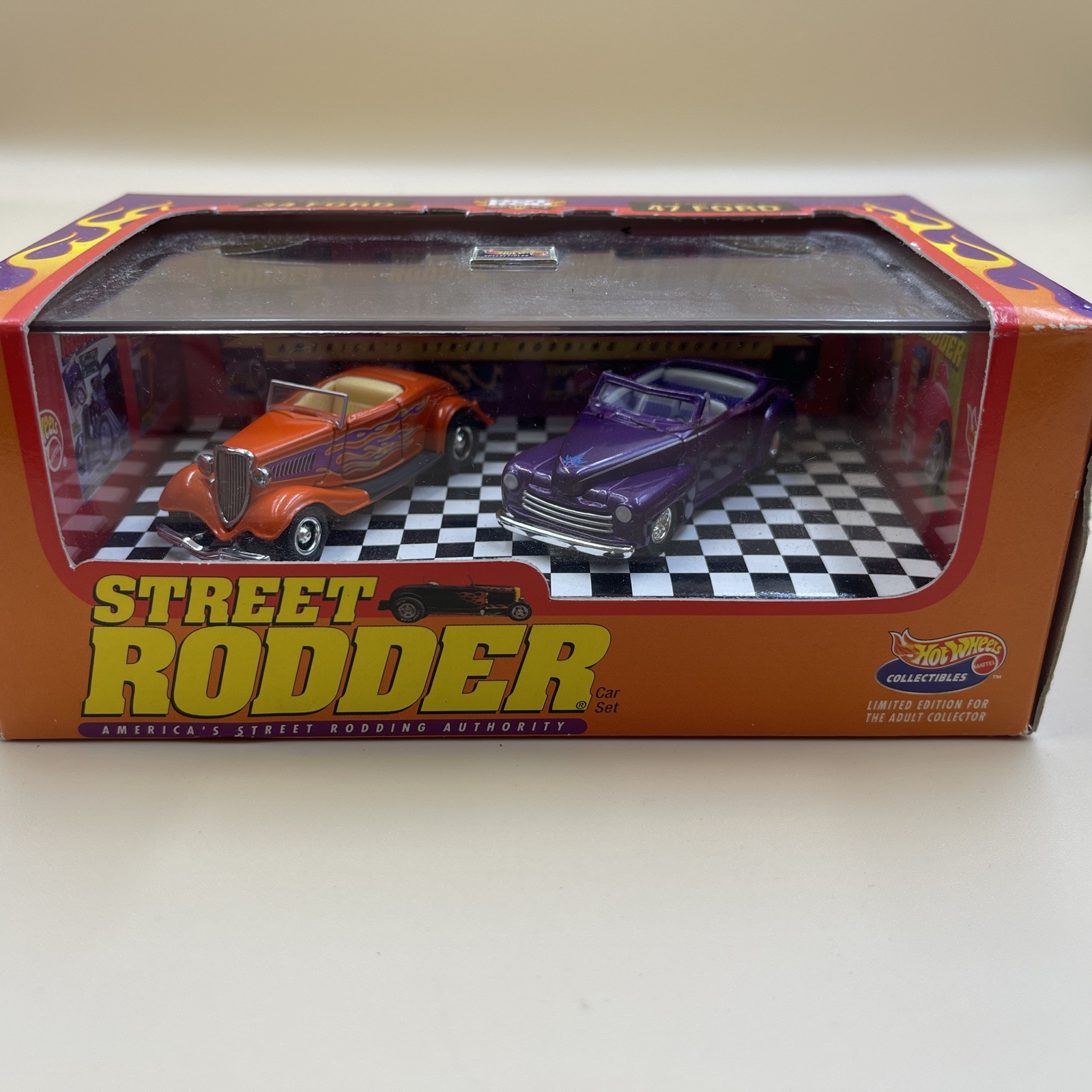 1998 Hot Wheels Street Rodder Hot Rod Series 1, 2 Pack 34 & 47 Ford 1:64.