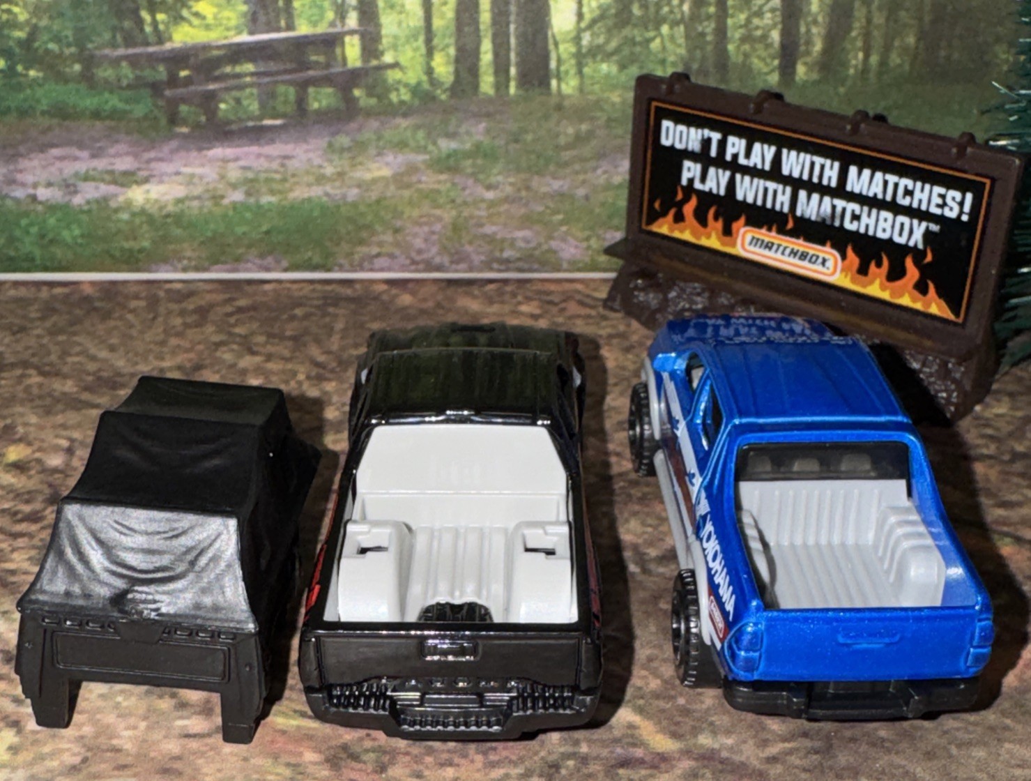 Matchbox 2016 Toyota Tacoma w/ Removable Top & Helux Yokohama Off Road II NLFFP