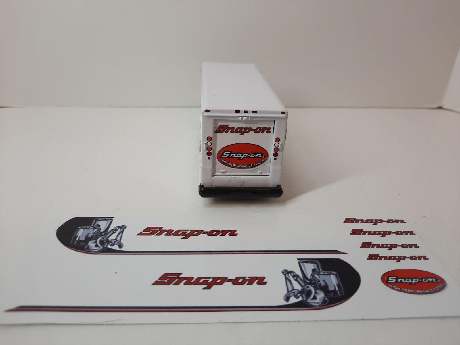 Snap-on truck waterslide decal-fits 1/64 Greenlight Box Truck-TRUCK NOT INCLUDED