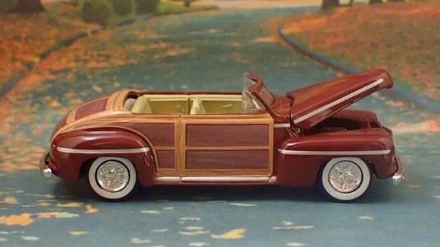 Sportsman 1946 Ford Super Deluxe 289ci V8 Woody Convertible 1/64 Limited Edit Q