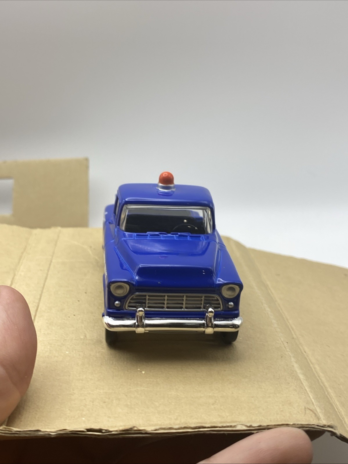 Lot of 2 Franklin Mint 1:43 1953 Ford F-100 Service Trucks Tow Battery NIB