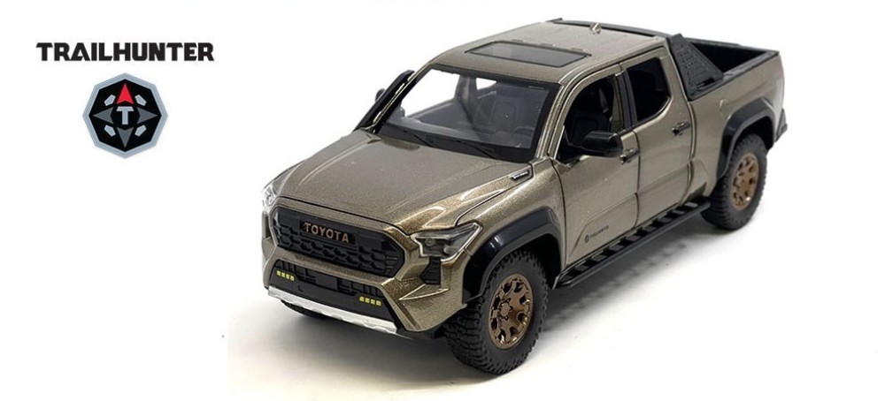 MiJo Exclusives 1:24 2024 Toyota Tacoma Trailhunter Edition Display Diecast Car