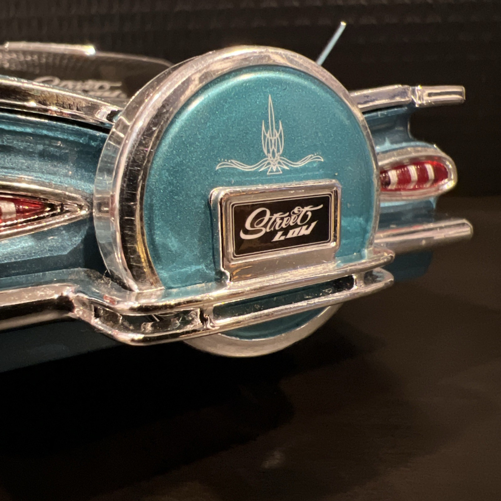 RARE 2001 Jada Toys Street Low 1959 Chevy Impala Blue 1/24 Lowrider Diecast