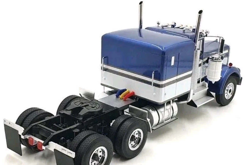 ROAD KINGS KENWORTH W900 TRACTOR &Trailer Blue /white BRAND NEW IN UNOPENED BOX