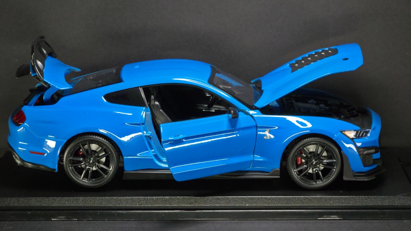 2020 Ford Mustang Shelby GT500 Maisto 1:18 Exclusive Style Special