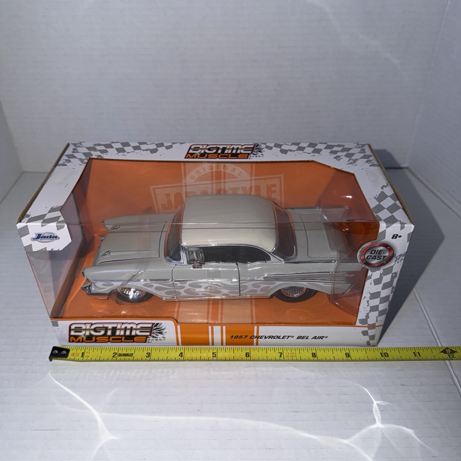 JADA BIGTIME MUSCLE 1957 Chevrolet Bel Air Hard Top 1:24 Grey w/ Flames NIB