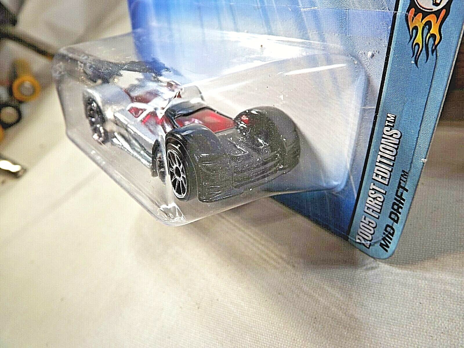 2005 Hot Wheels #27 First Edition-Drop Tops 7/10 MID DRIFT Silver-Black w/10 Sp