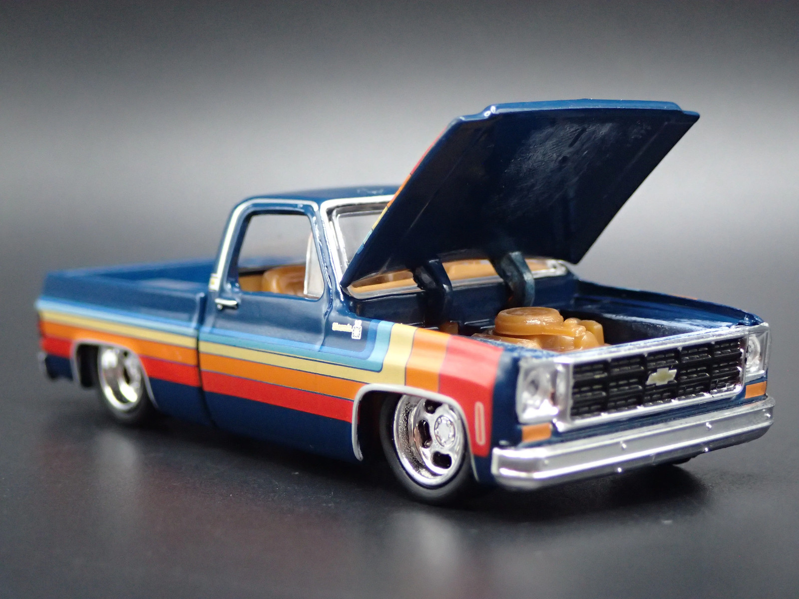 1978 CHEVY CHEVROLET C10 SILVERADO SQUAREBODY TRUCK BLUE 1/64 SCALE DIECAST CAR