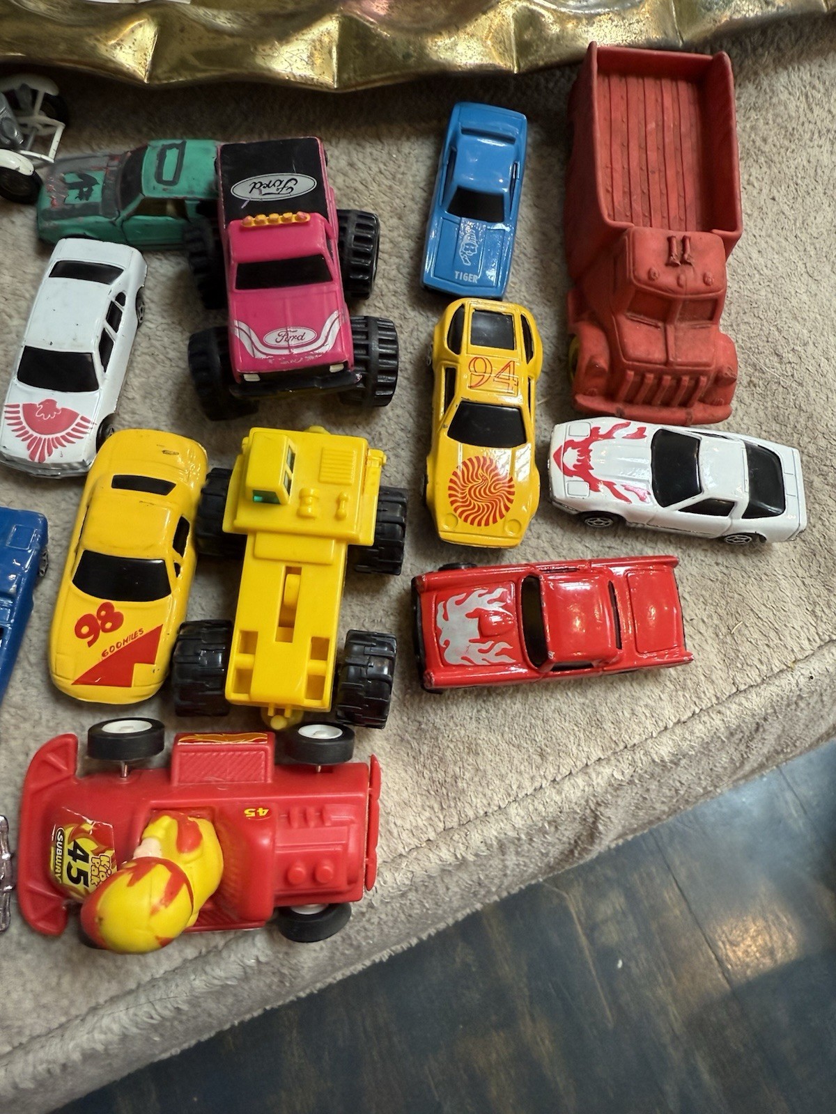 BULK LOT 50+ Cars Various Makers And Condition- Used