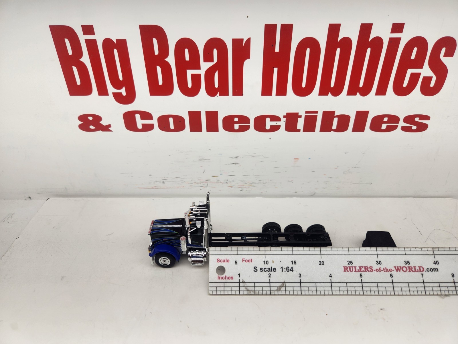 1/64 DCP/FG Black,Blue,Green 389 Day Cab Heavy Haul Chassis For Custom Builds