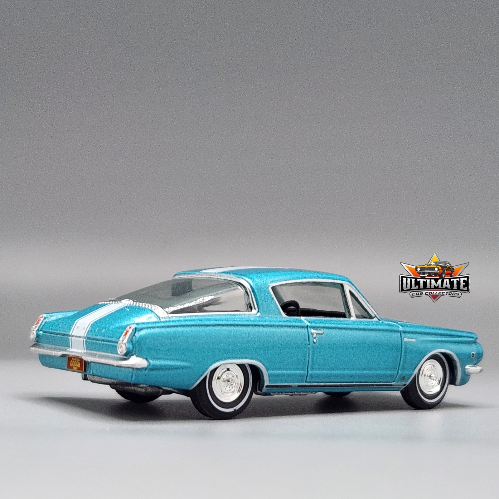 1965 Plymouth Barracuda Formula S Collectible 1/64 Scale Diecast Collector Car