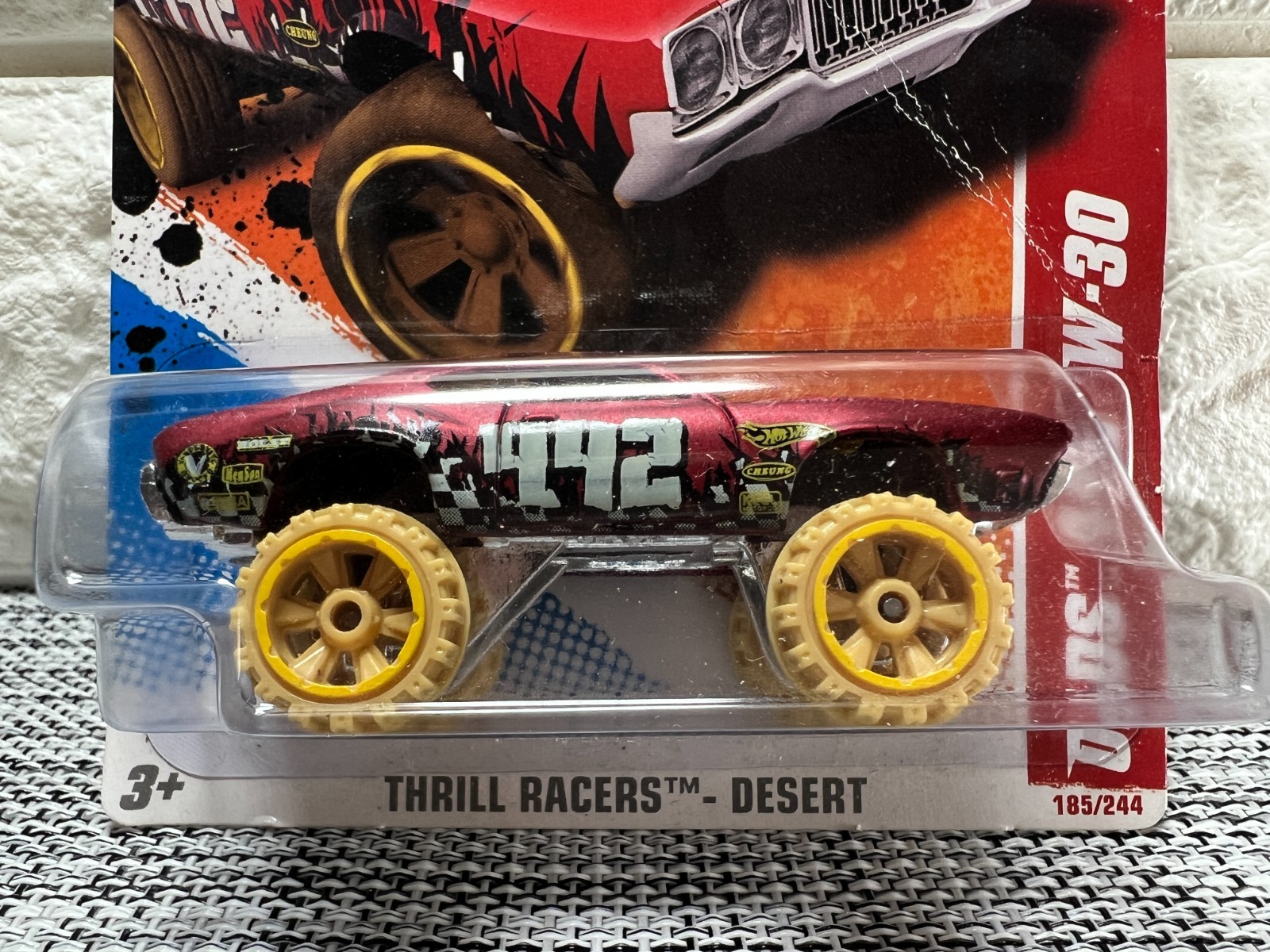 Hot Wheels Thrill Racers – Desert 5/6 Olds 442 W-30 185/244 Red (*)