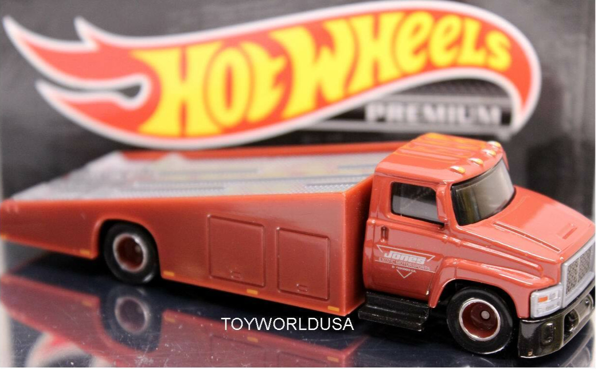 2022 Hot Wheels Premium Exotics Motorsports Box Set Carry On Car Transporter