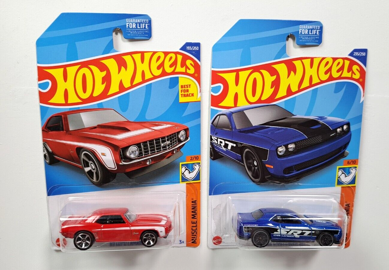 HOT WHEELS 2Pcs / MUSCLE MANIA -’69 Copo Camaro & ’75 Dodge Challenger.