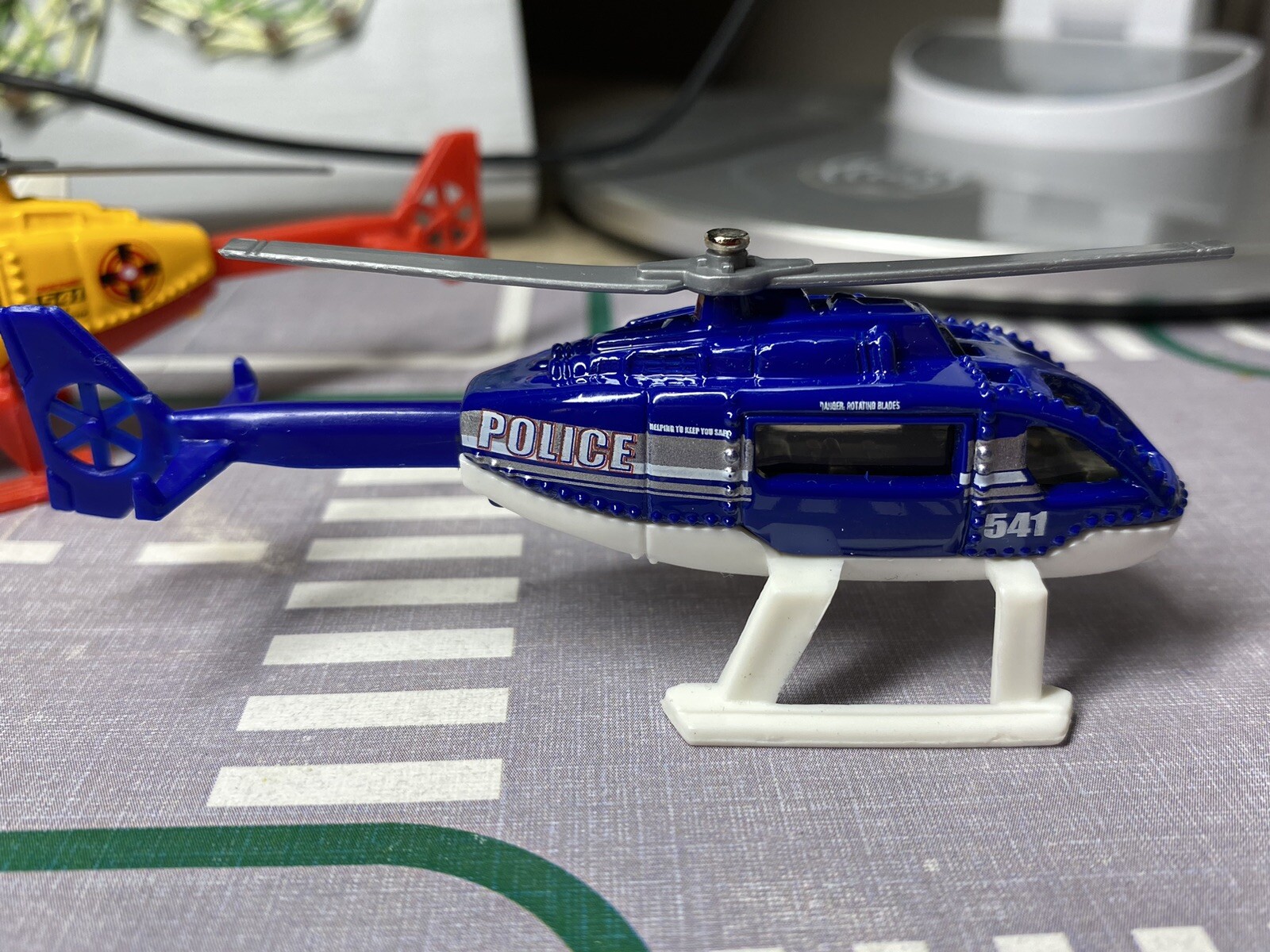 Matchbox 3 X 2001 Rescue Helicopter, News Chopper, Police, Fire Mb.541, Coast