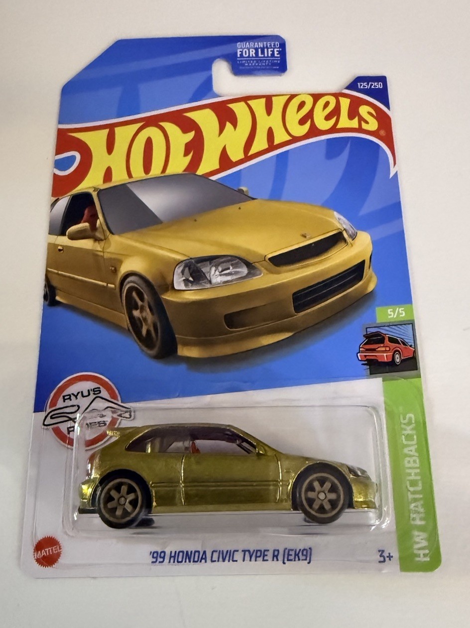 Hot Wheels EK9 Honda Civic Type R Super Treasure Hunt Golden Nugget w/ Protector