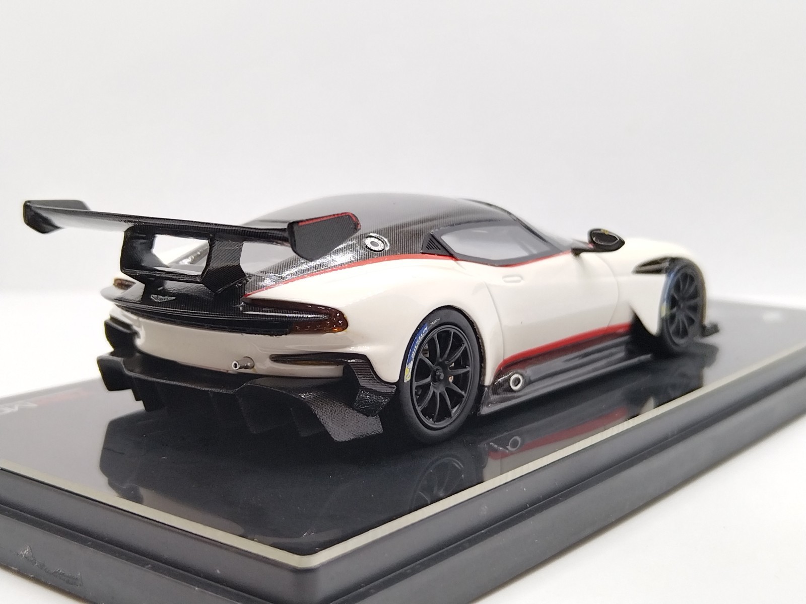 TSM Model 1/43 Aston Martin Vulcan 2015. Wow Rare!