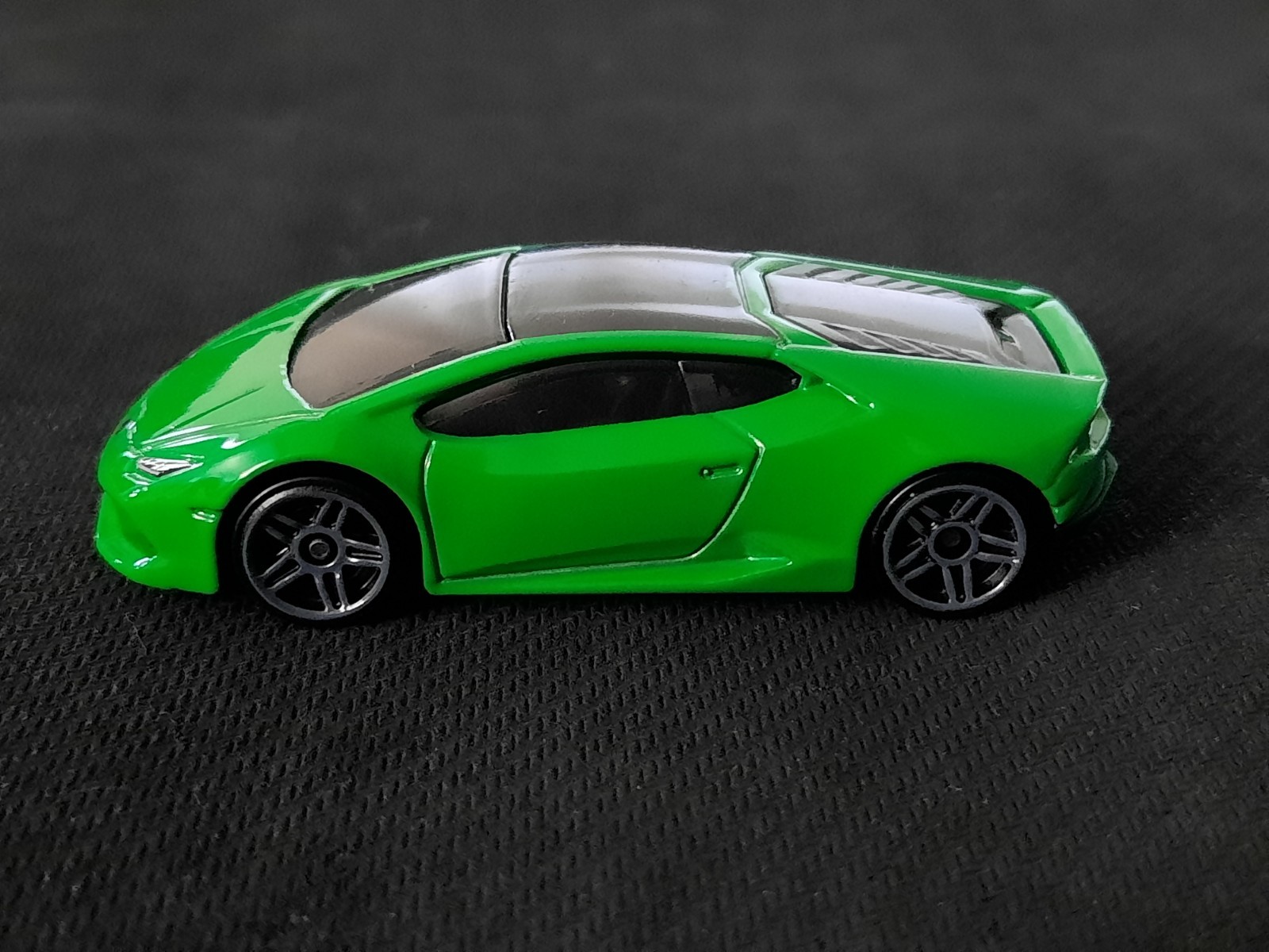 2025 Hot Wheels Motor Show Lamborghini Huracan LP 610-4