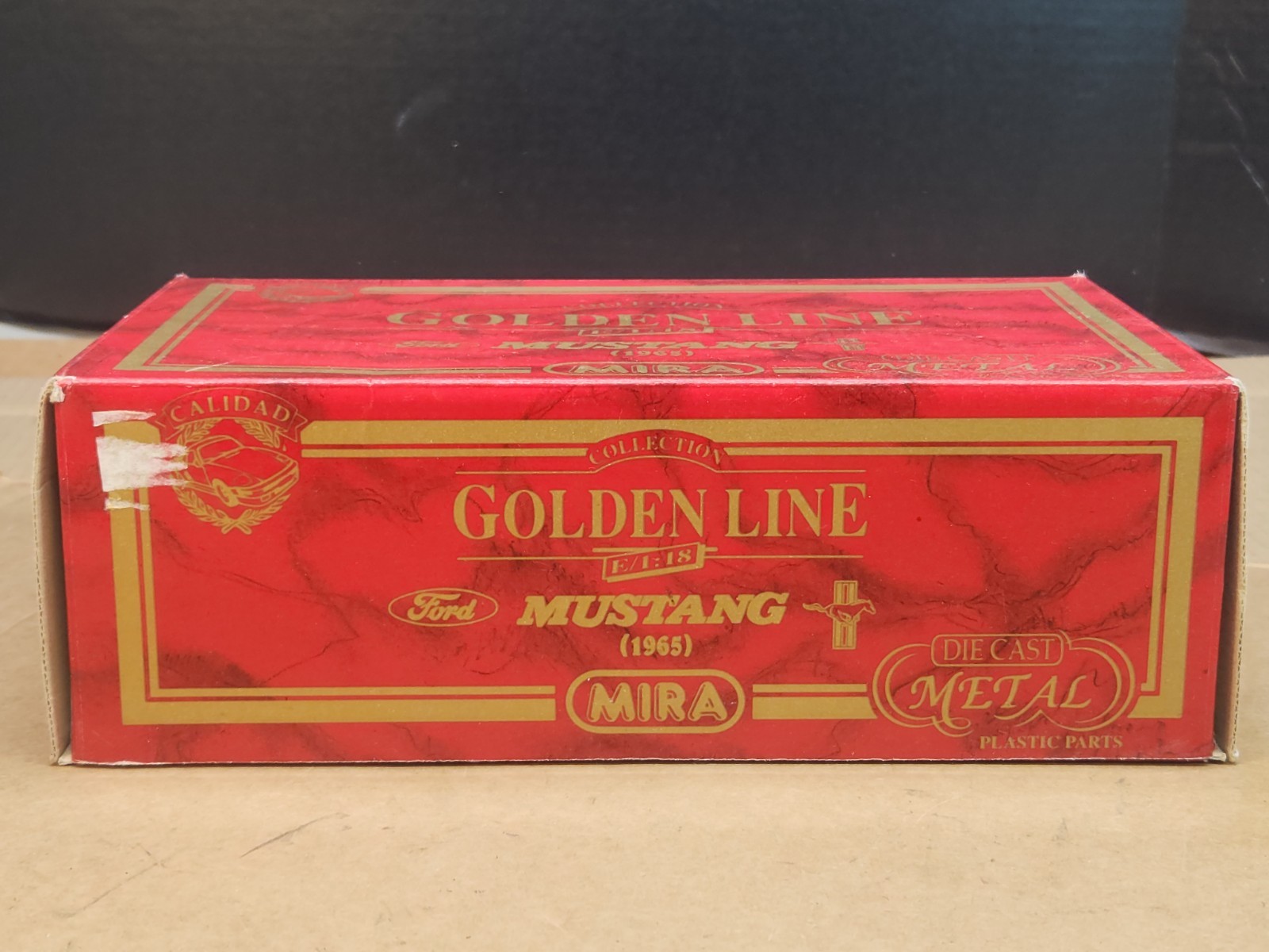 Mira 1965 Ford Mustang Convertible 1:18 Golden Line Collection Diecast Metal