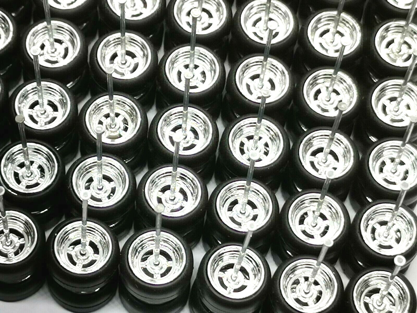 💗 Hot Wheels 40 sets 4 Spoke Donut long Axle fit 1:64 Chrome Rubber Tires