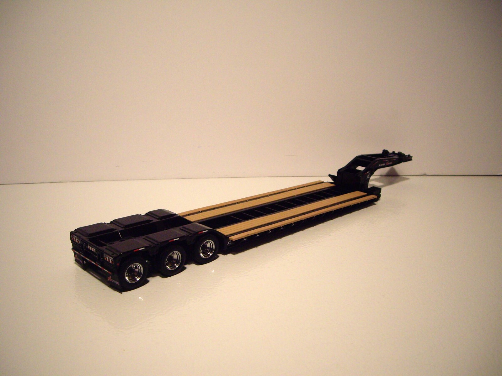 DIECAST MASTERS 1/50 BLACK XL 120 HDG TRI-AXLE LOWBOY SAME SCALE AS FIRST GEAR
