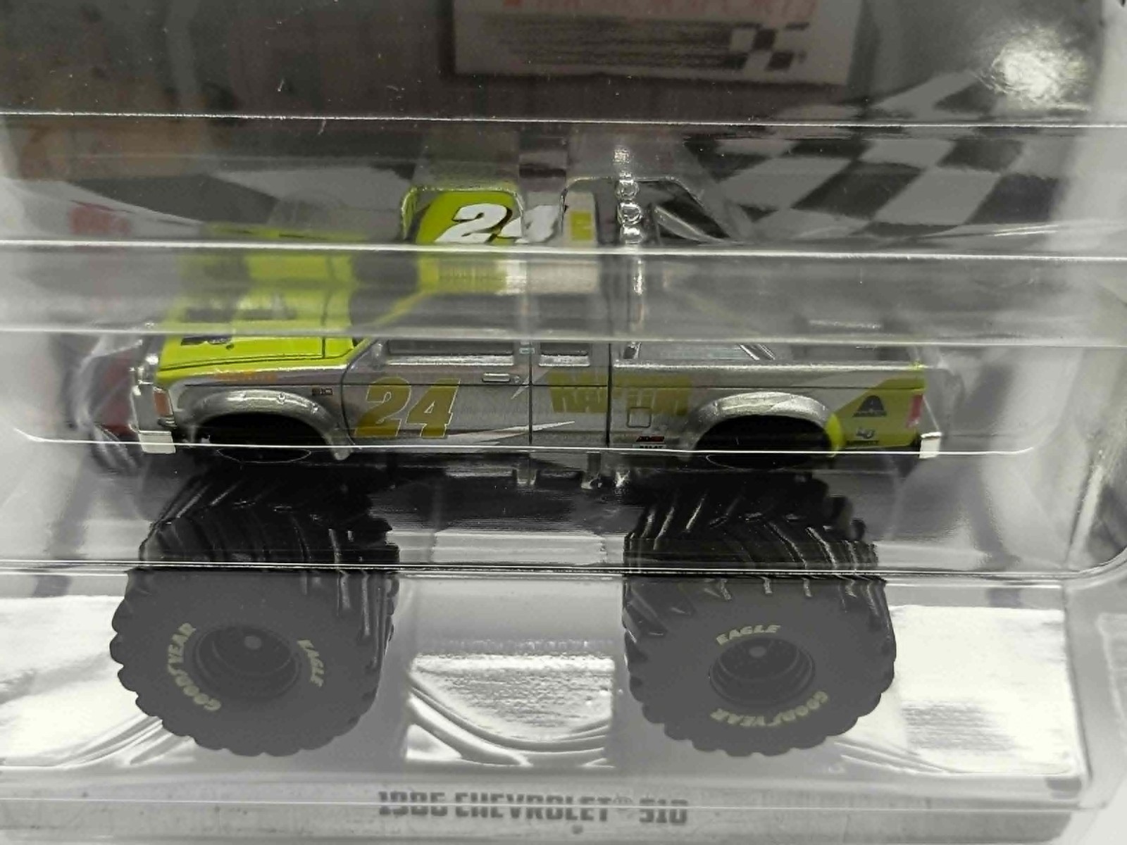 RAW CHASE 2026 Greenlight Kings of Crunch Hendrick Series 1986 CHEVROLET S10 +1