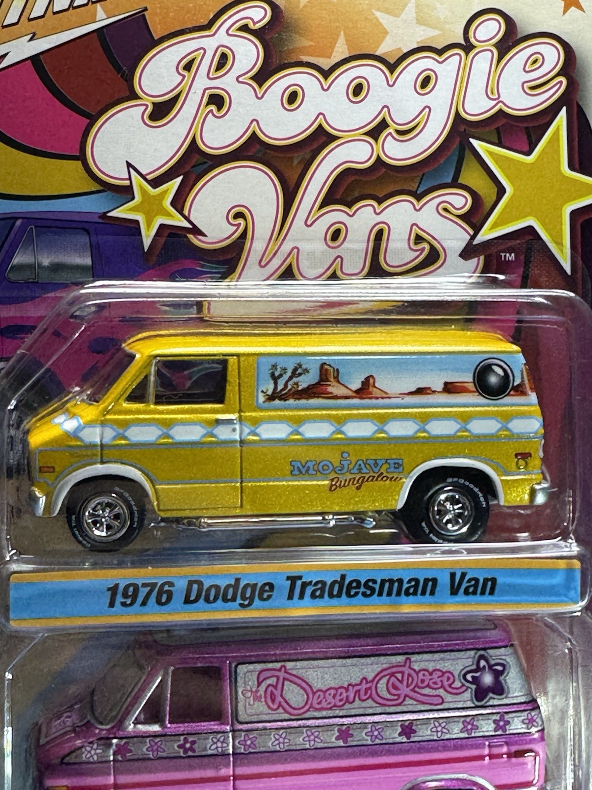 Johnny Lightning Boogie Vans 2-Pack 1976 Dodge Tradesman/1975 Chevy G20 1:64