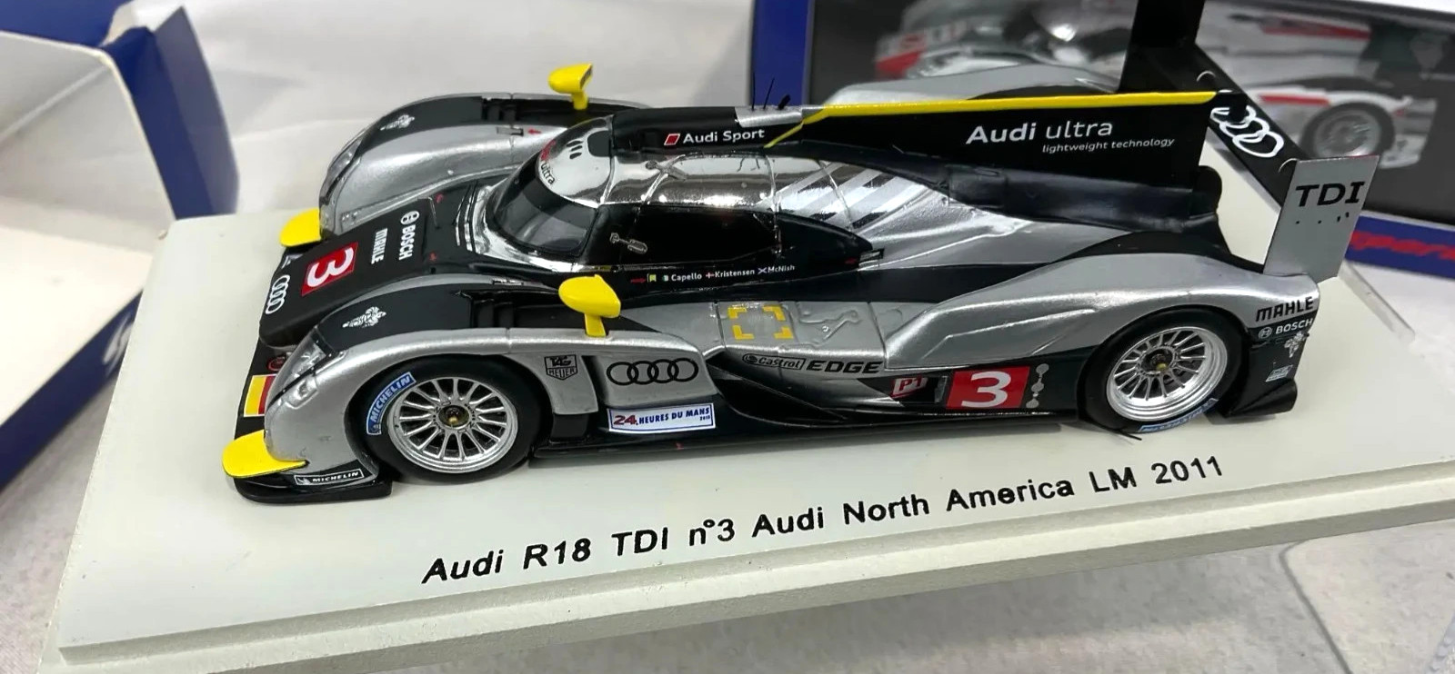 Spark 1/43 Audi R18 TDi Sport Team Joest car #1 2011 24 H LeMans S2516 TN119B