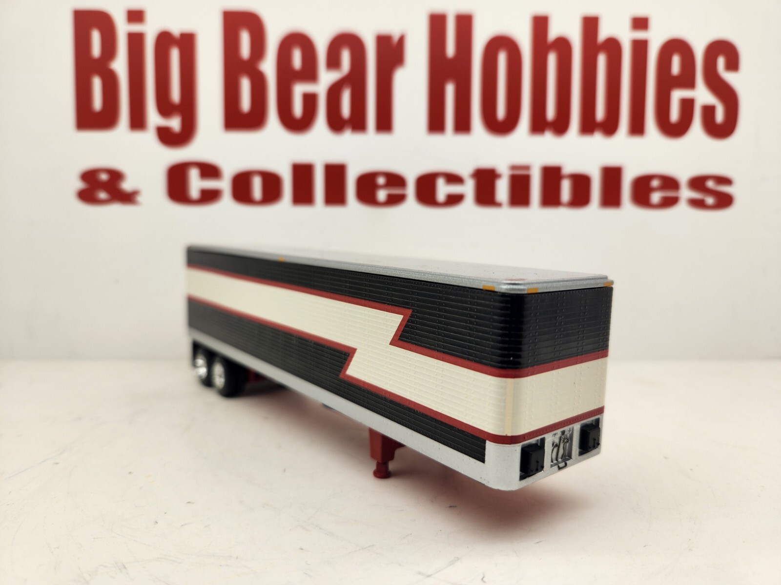 New 1/64 DCP Black,Tan, & Red Graphics Vintage Van Trailer