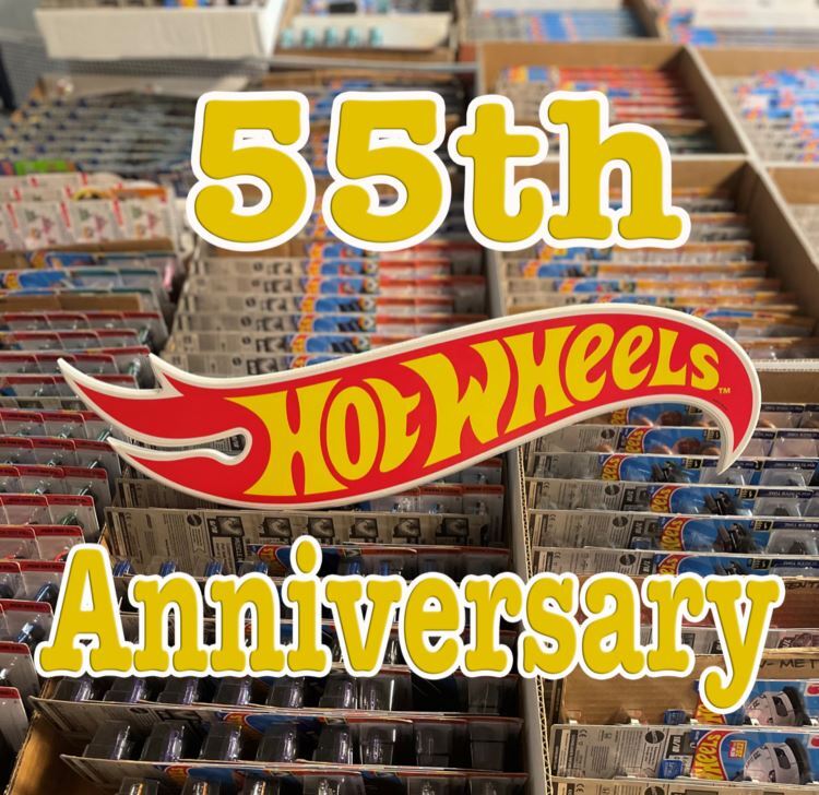 2023 Hot Wheels 55th Anniversary Car Pearl & Chrome U-PICK Porsche