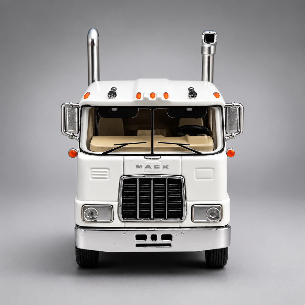 Mack F700 Semi Tractor Diecast Truck 5.5″ / 14cm 1:32