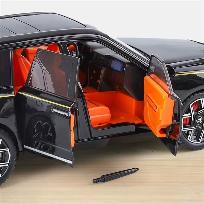 1:24 Rolls Royce Cullinan Alloy Diecast Car Model Vehicle Collection Gift NEW