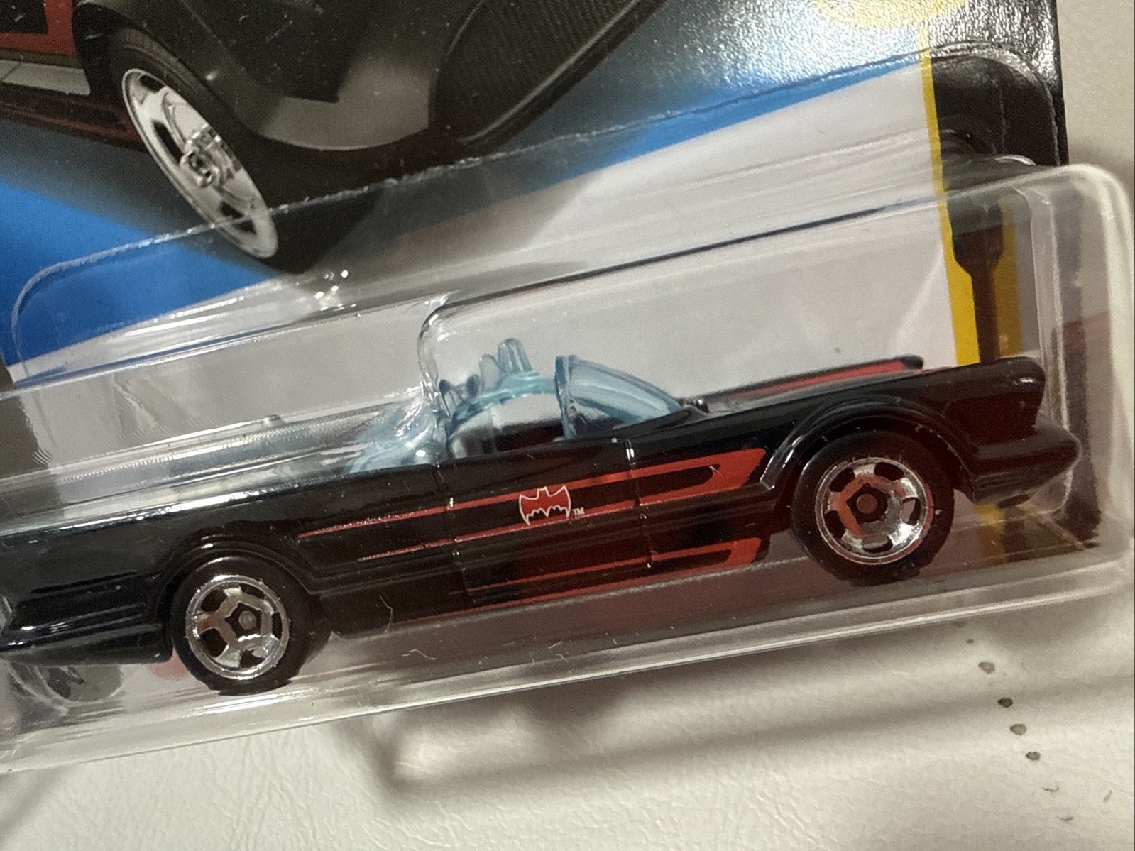 HOT WHEELS BATMAN, THE DARK KNIGHT BLUE BATMOBILE ,Tv Series Batmobile 2pcs Lot