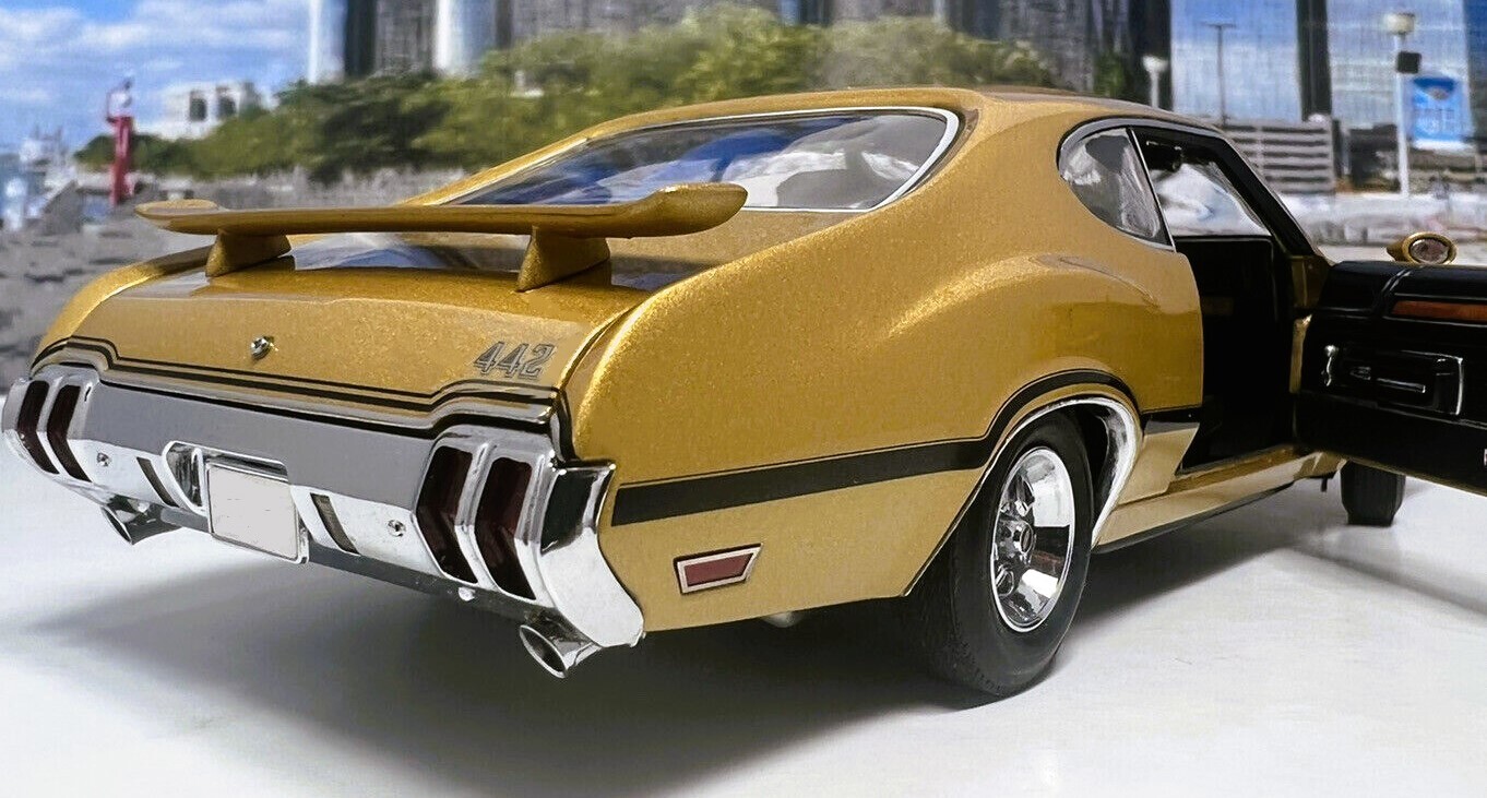 1 OLDS 442 Custom Built Classic Race Car Promo Model Hot Rod Carousel GO 1966