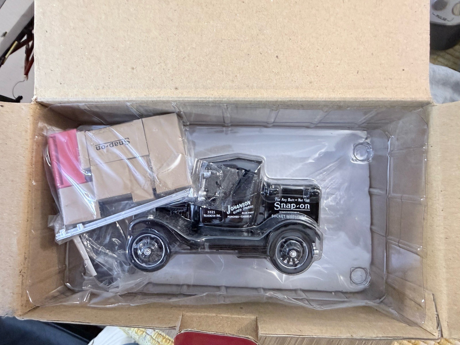 Snap-On First Production Facility Diorama With 1920’s Model T Pullback Box Bent
