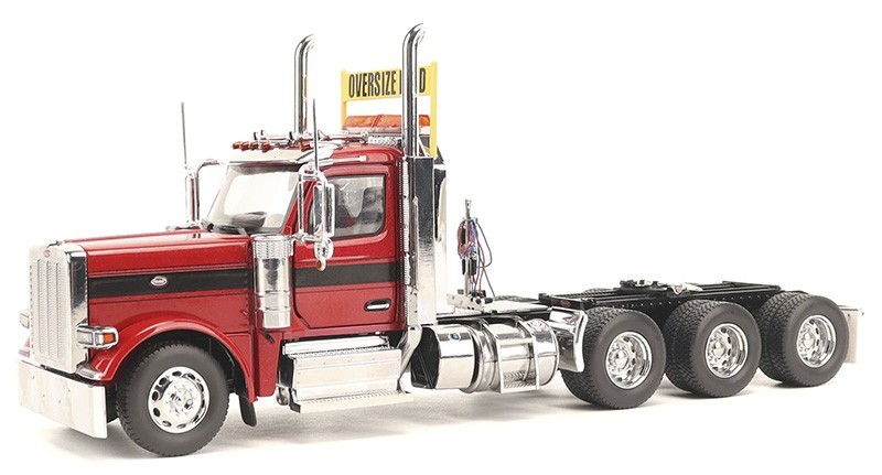 PETERBILT 589 TRUCK DAY CAB LEGENDARY RED TRI-AXLE 1/32 DIECAST MASTERS 71147