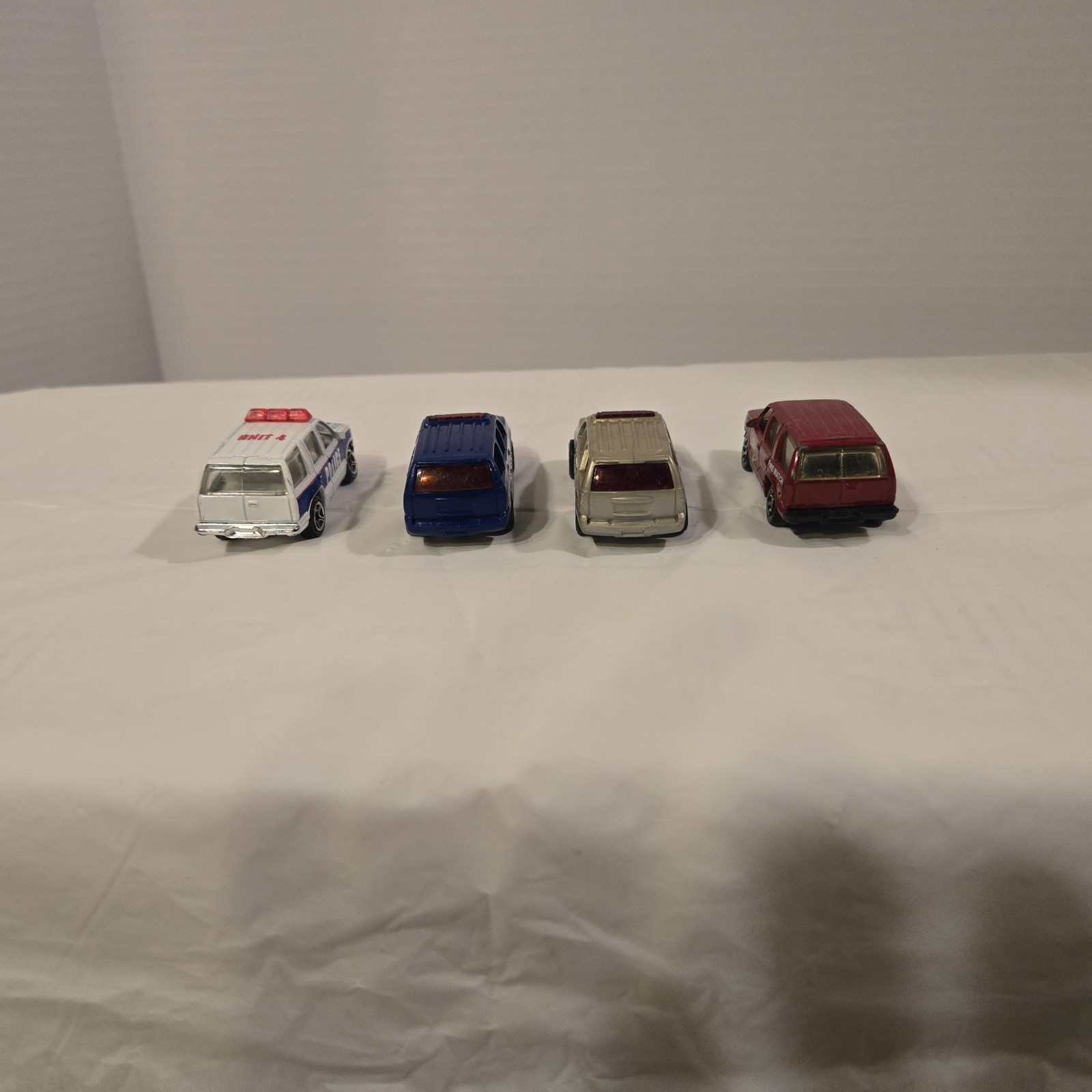 Matchbox SUV Chevy Tahoe Police &Fire Rescue Units Lot of 4 Clean Set