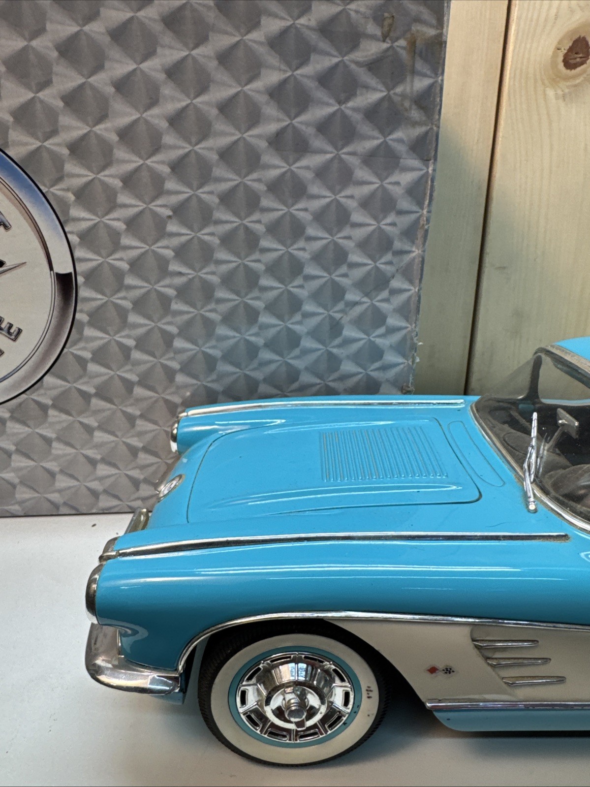 1958 Chevrolet Corvette Hard-Top w/ Removable Top – 1/12 Solido Diecast Model