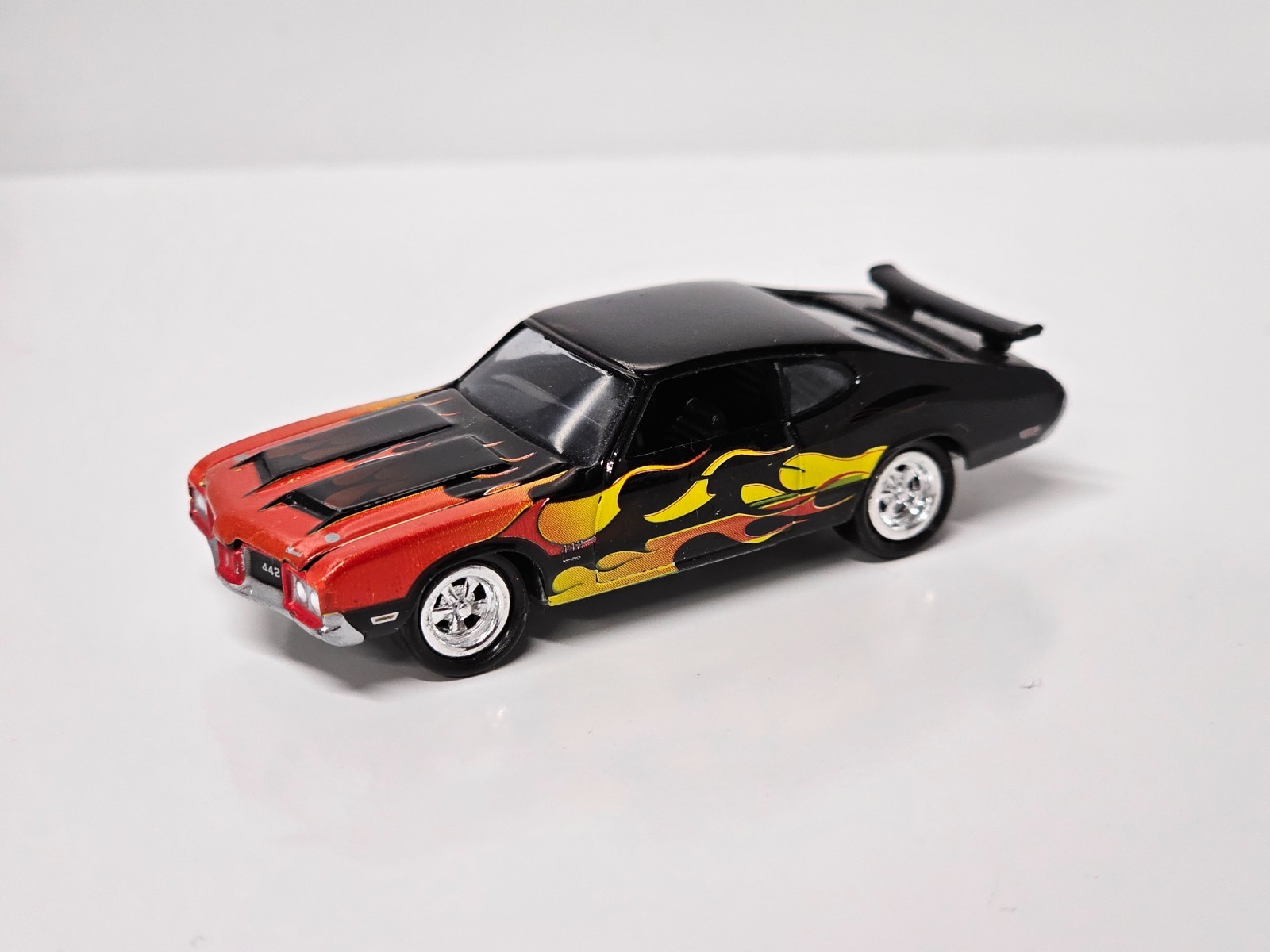 Johnny Lightning Pontiac GTO Judge Black With Flames 1/64