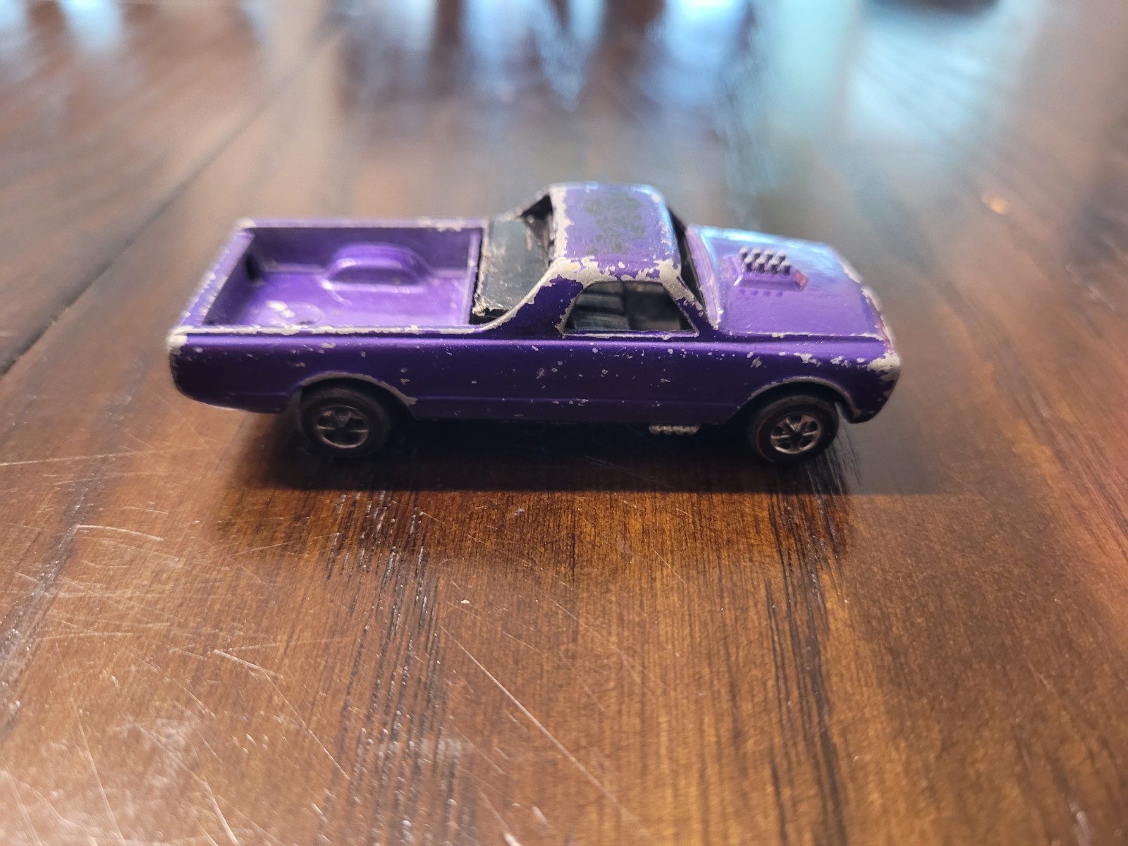 Hot Wheels Redlines 1968 Custom Fleetside Purple Hong Kong