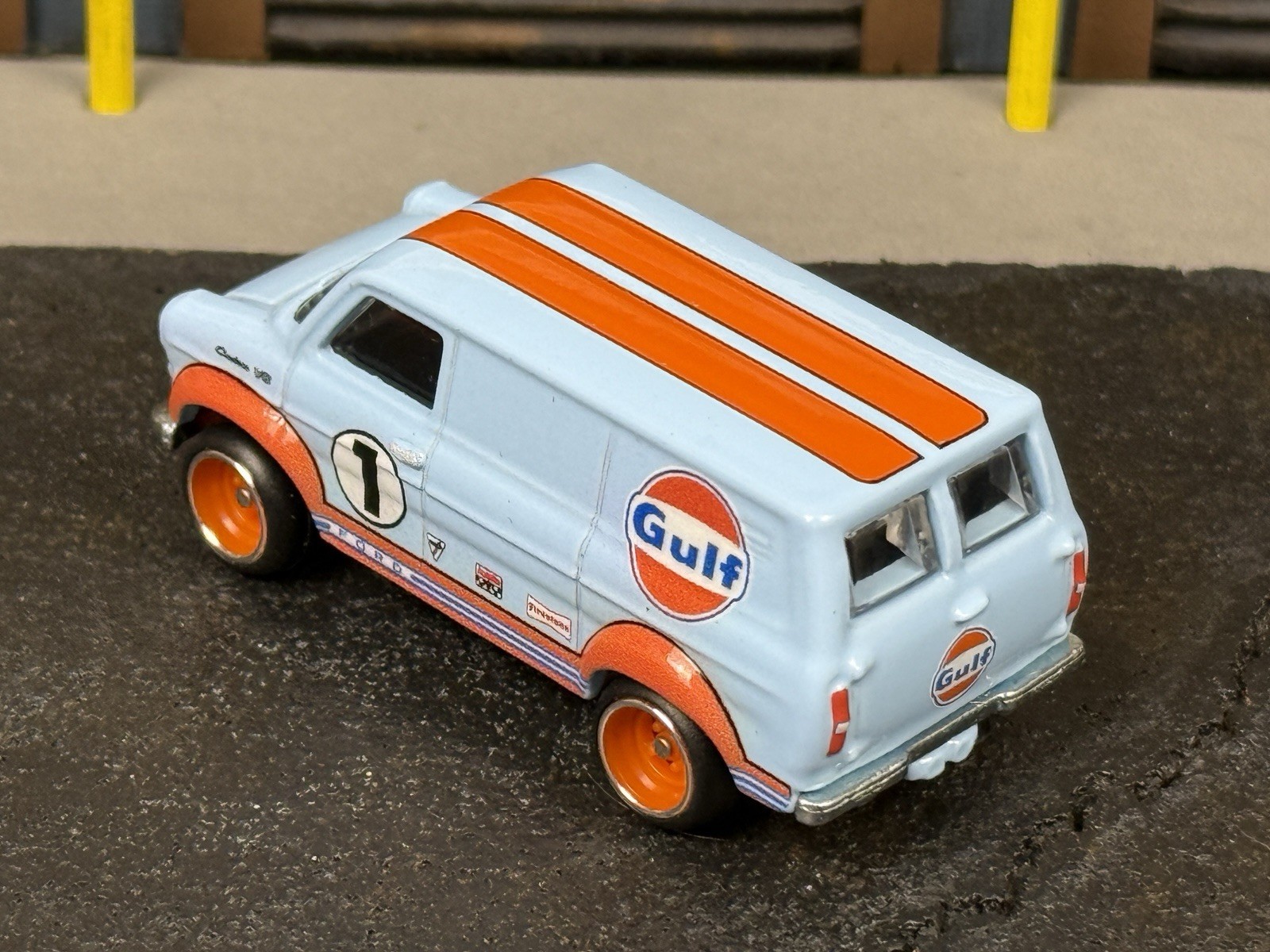 2026 Hot Wheels Ford Transit Supervan From Gulf Box Set Diorama New Loose!