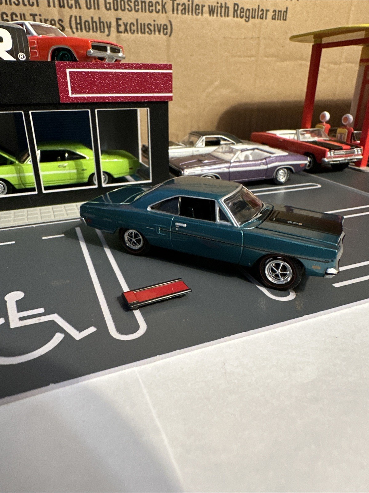 2008 Greenlight 1970 Plymouth Road Runner In Green 1/64 Adult Collectible Loose