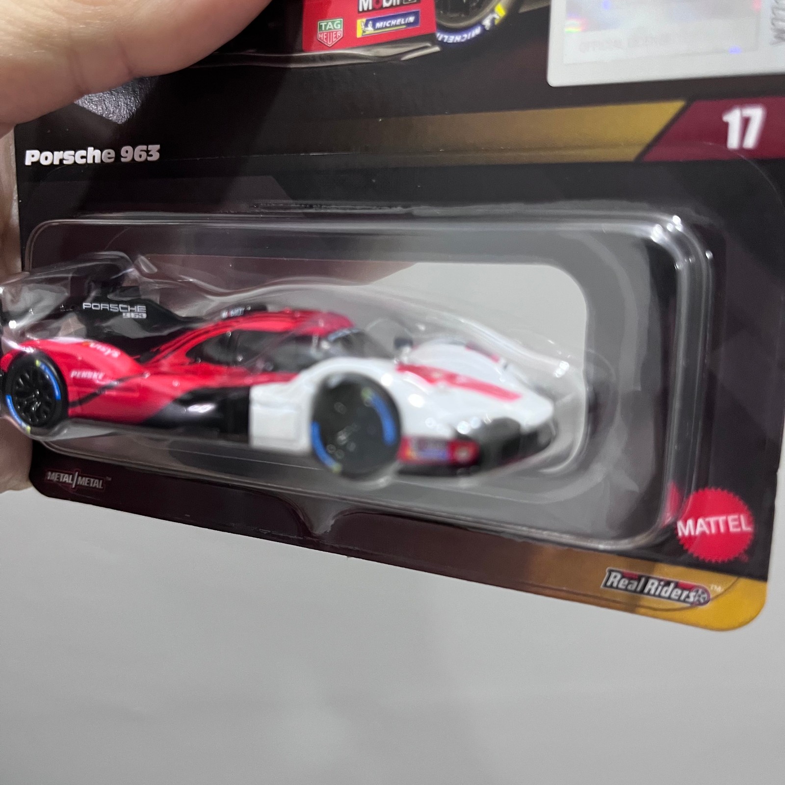 Hot Wheels Elite 64 #17 Porsche 963 Penske Racing JCP46-9893 with Protector BOX