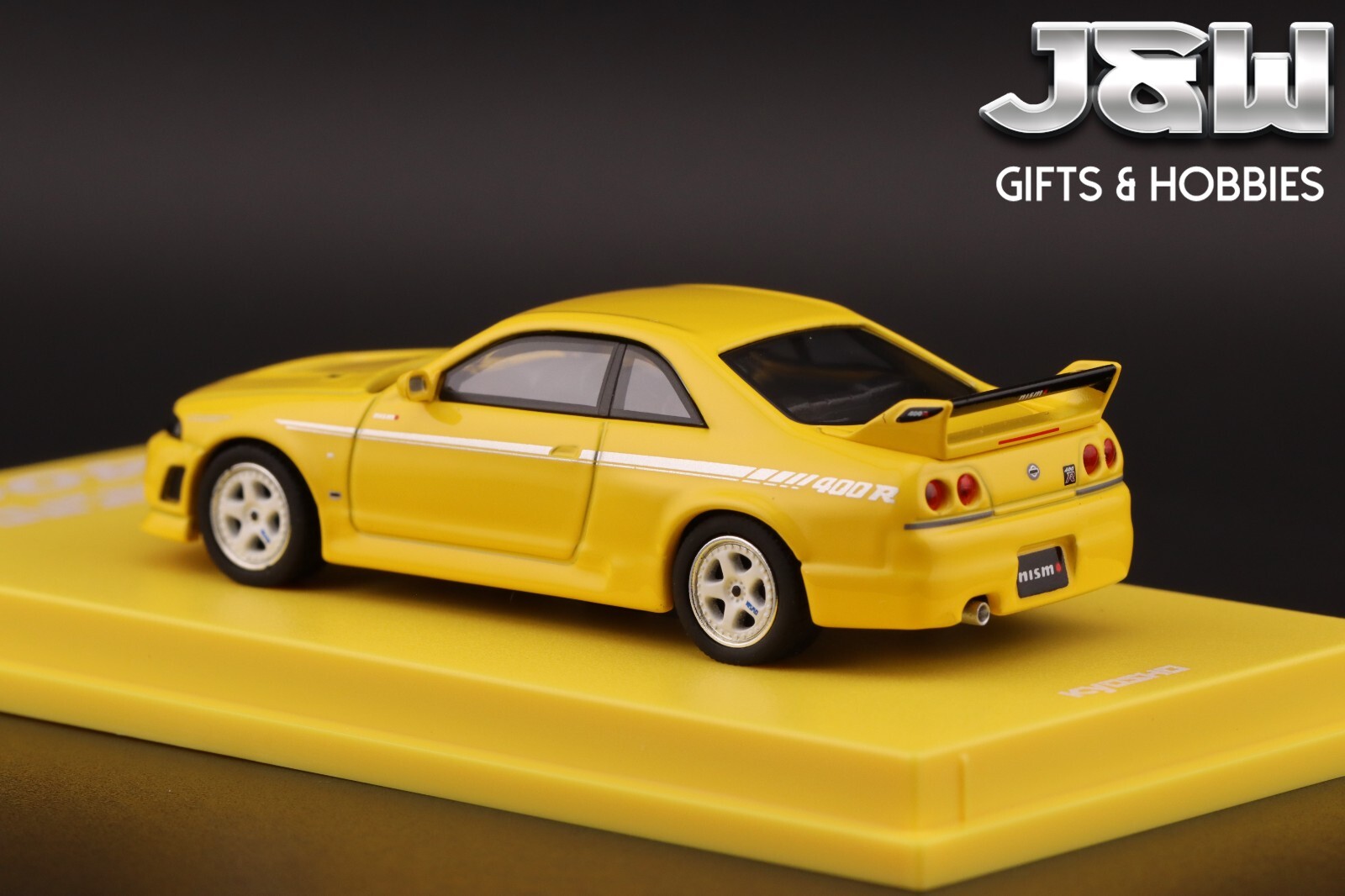 Kyosho Nissan Nismo 400 R with MOTN LED Base Compatible Yellow 1/64