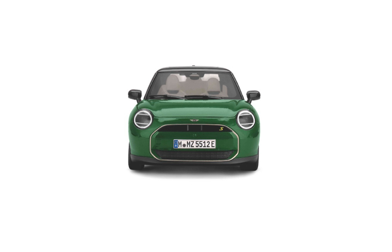 NEW MINI 1:18 DIECAST MODEL – MINI COOPER SE IN BRITISH RACING GREEN 80435B5CFC1